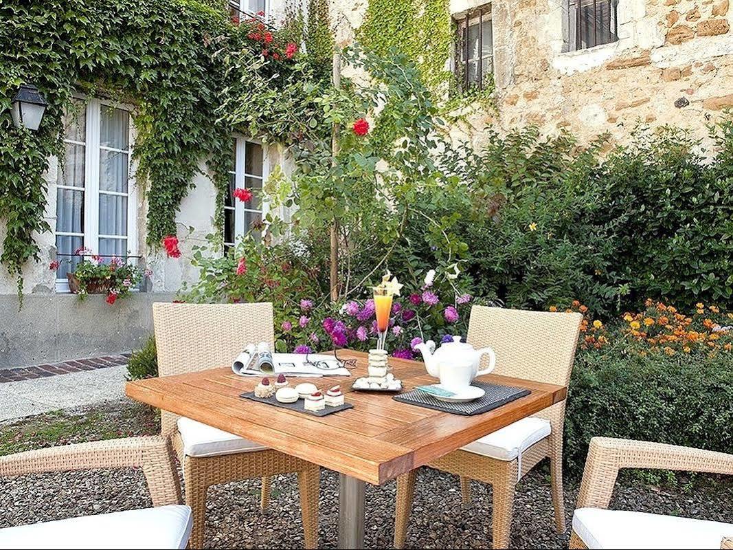 Logis - Hotel & Restaurant Du Tribunal Мортань-о-Перш Экстерьер фото